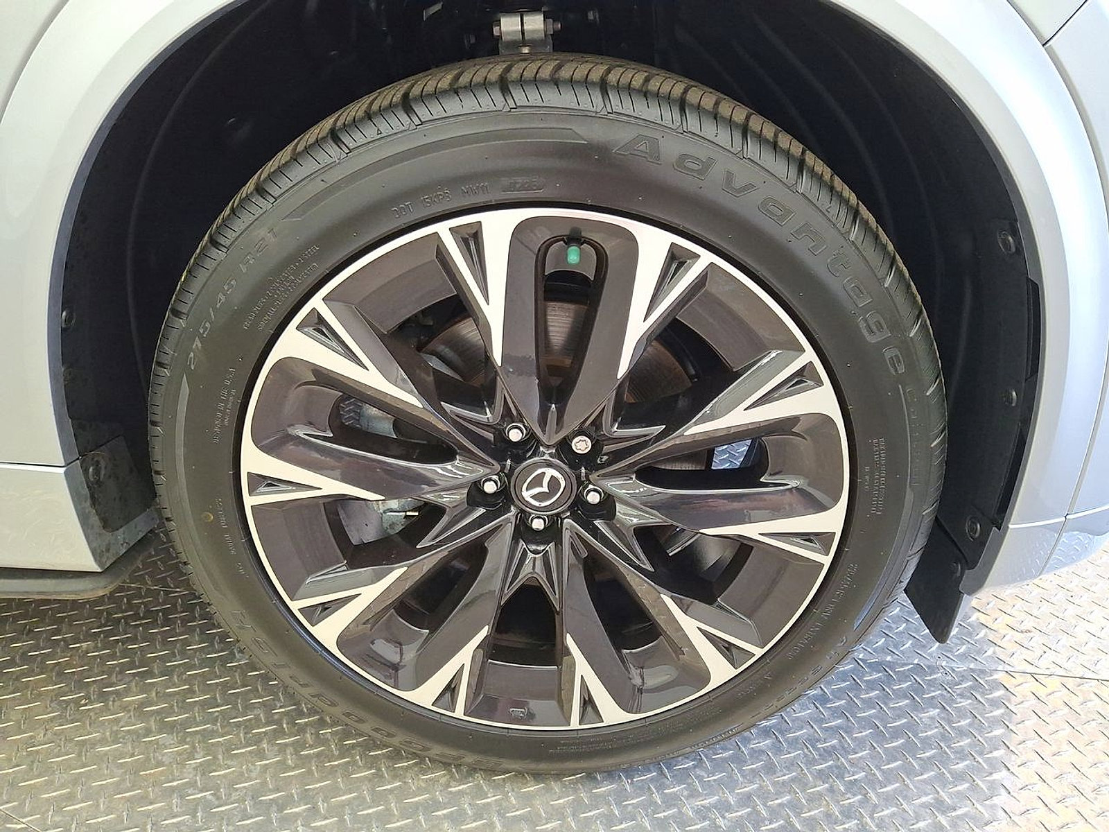 Used 2024 MAZDA CX-90 3.3 Turbo S w/ Premium Package image 27