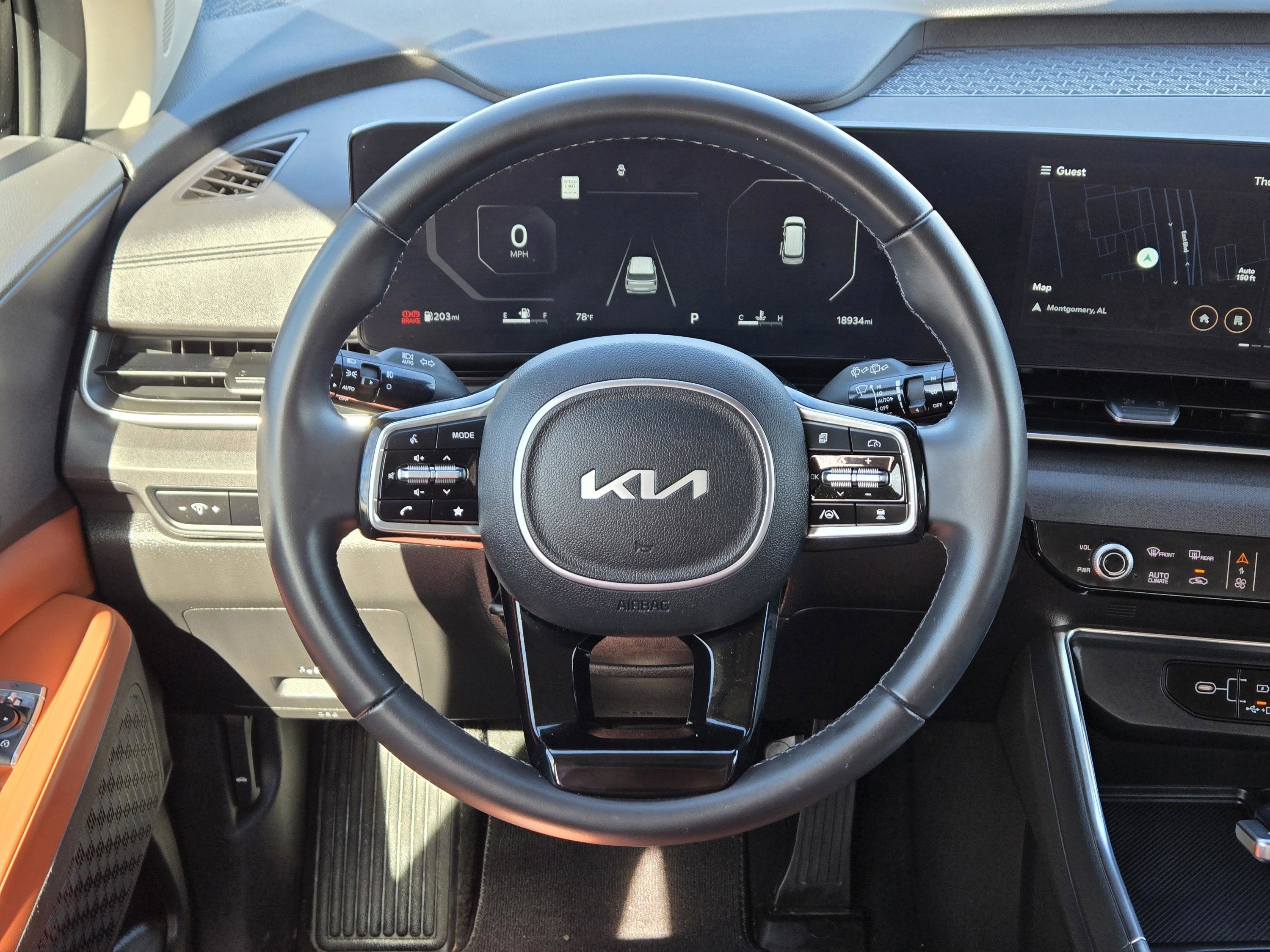 Used 2025 Kia Carnival SX image 21