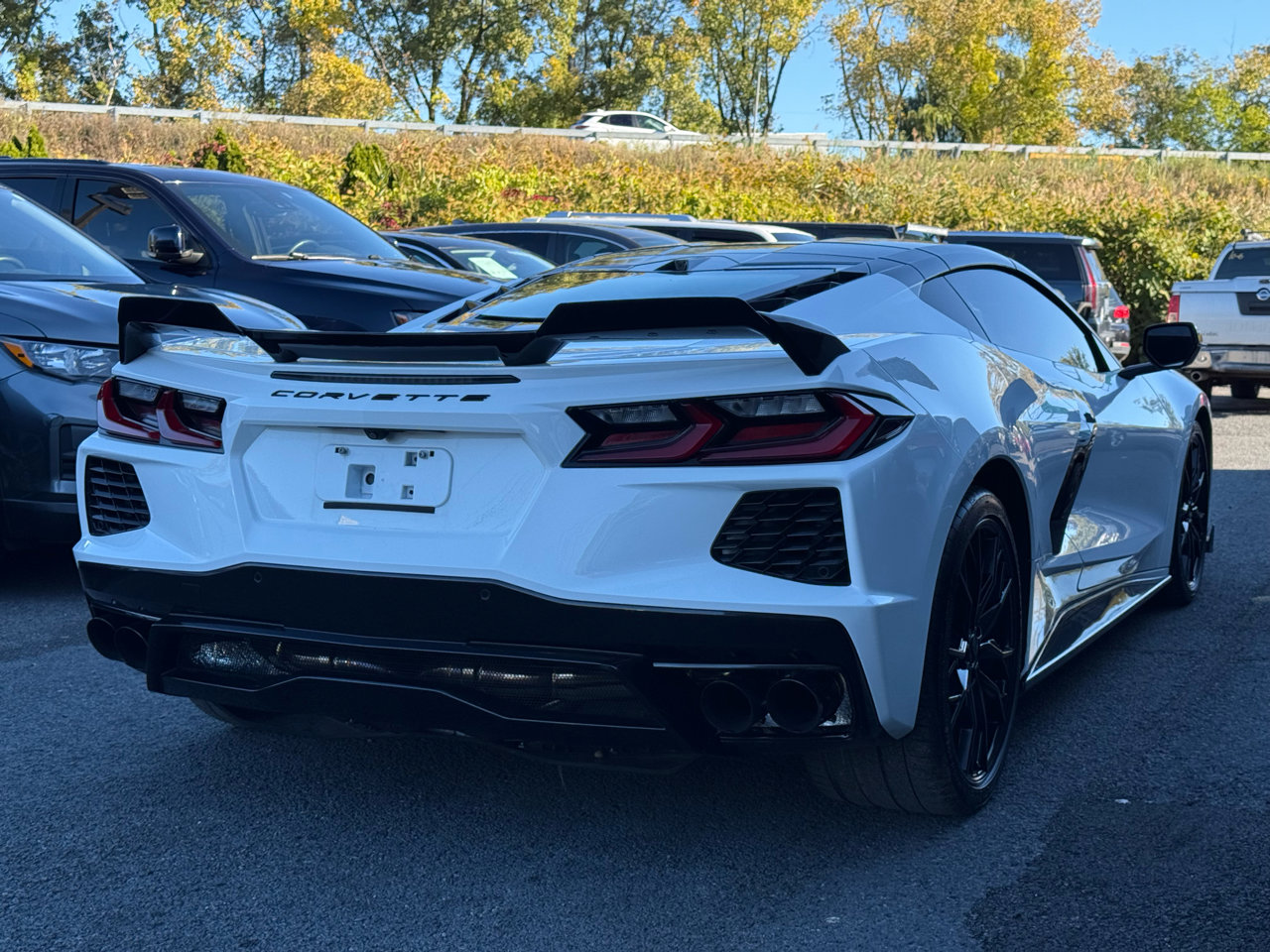Used 2024 Chevrolet Corvette Stingray Preferred Cpe w/ Stealth Interior Trim Package image 8