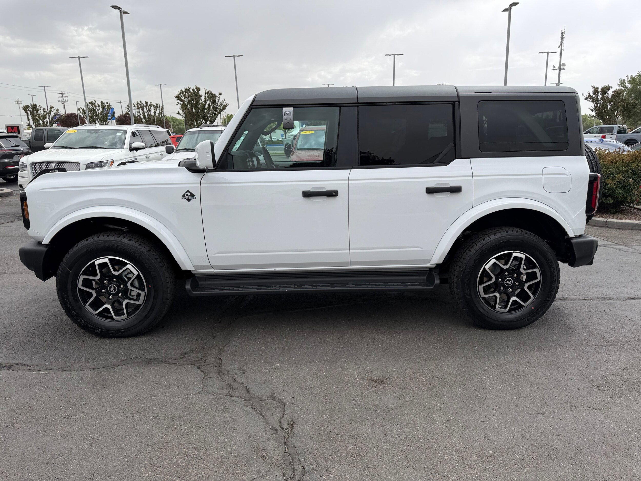 New 2026 Ford Bronco Outer Banks AWD/4WD image 6