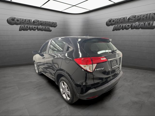 Certified 2022 Honda HR-V LX image 3