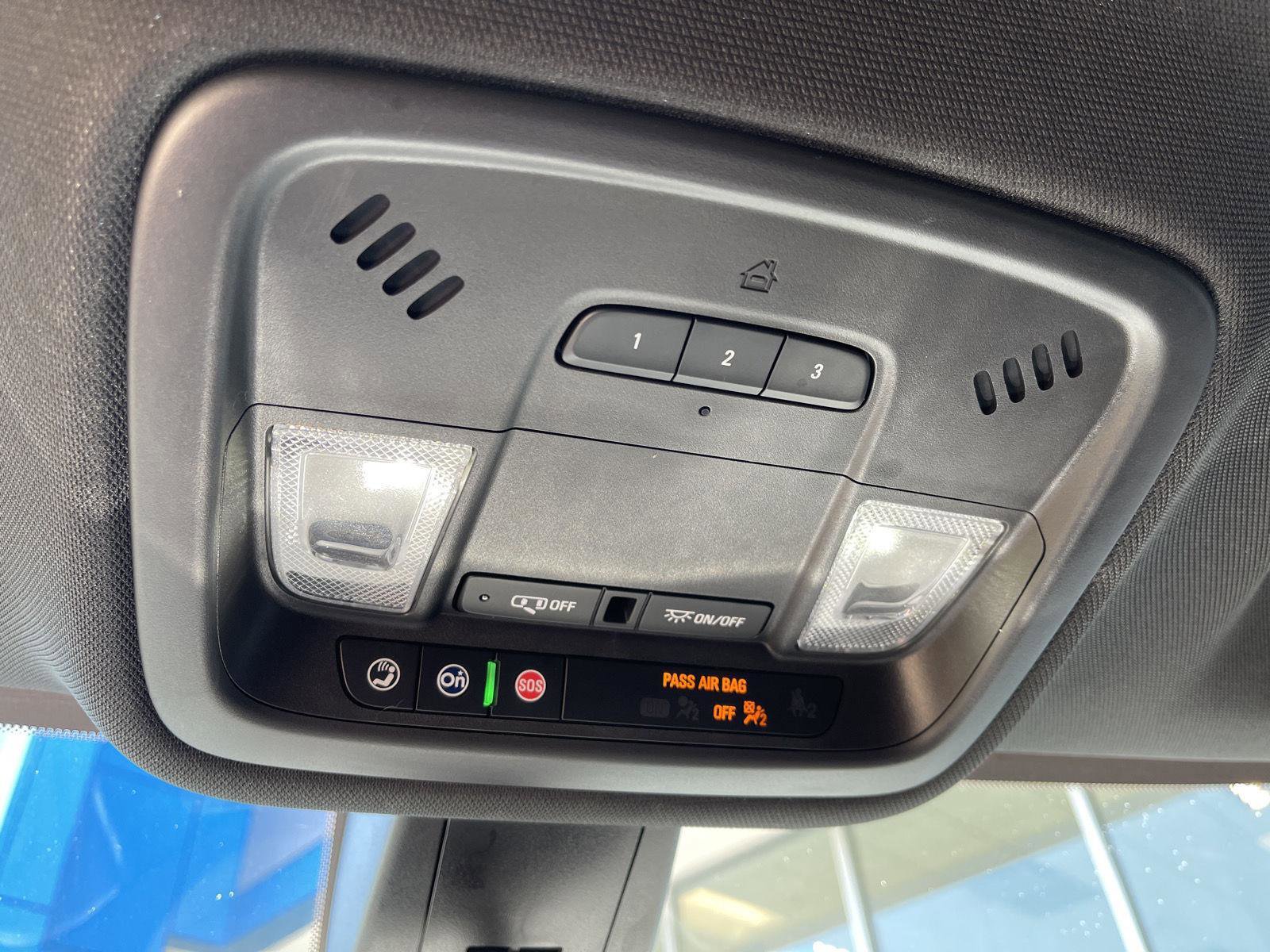 Used 2023 Chevrolet Traverse LT w/ LPO, Floor Liner Package FWD image 24