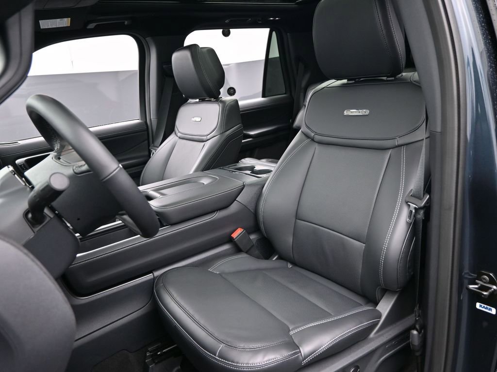 New 2026 Ford Expedition Platinum w/ Stealth Performance Package image 25