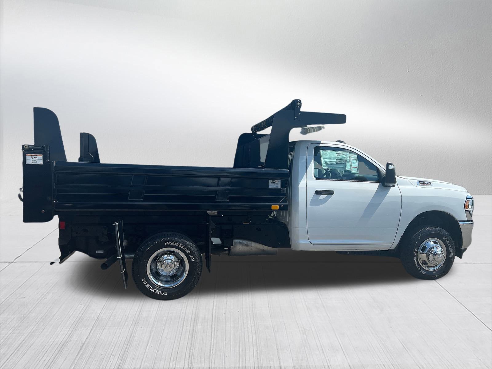 New 2024 RAM 3500 Tradesman image 3