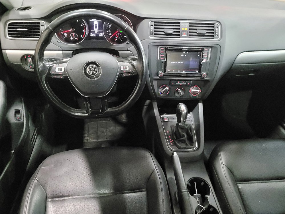 Used 2017 Volkswagen Jetta SE FWD image 22