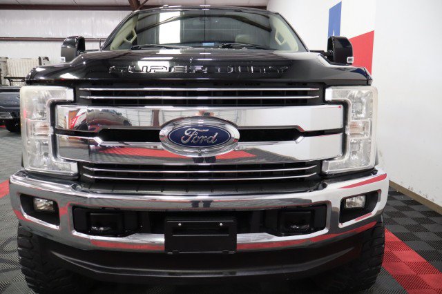 Used 2017 Ford F250 Lariat w/ Lariat Ultimate Package AWD/4WD image 20