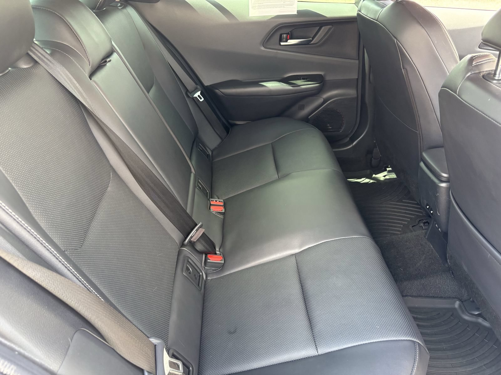 Used 2024 Toyota Prius Limited w/ Limited Premium Package FWD image 16