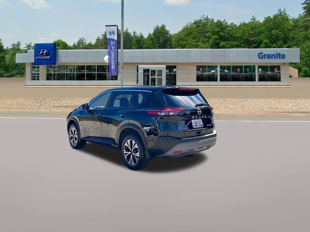 Used 2023 Nissan Rogue SV AWD/4WD image 9
