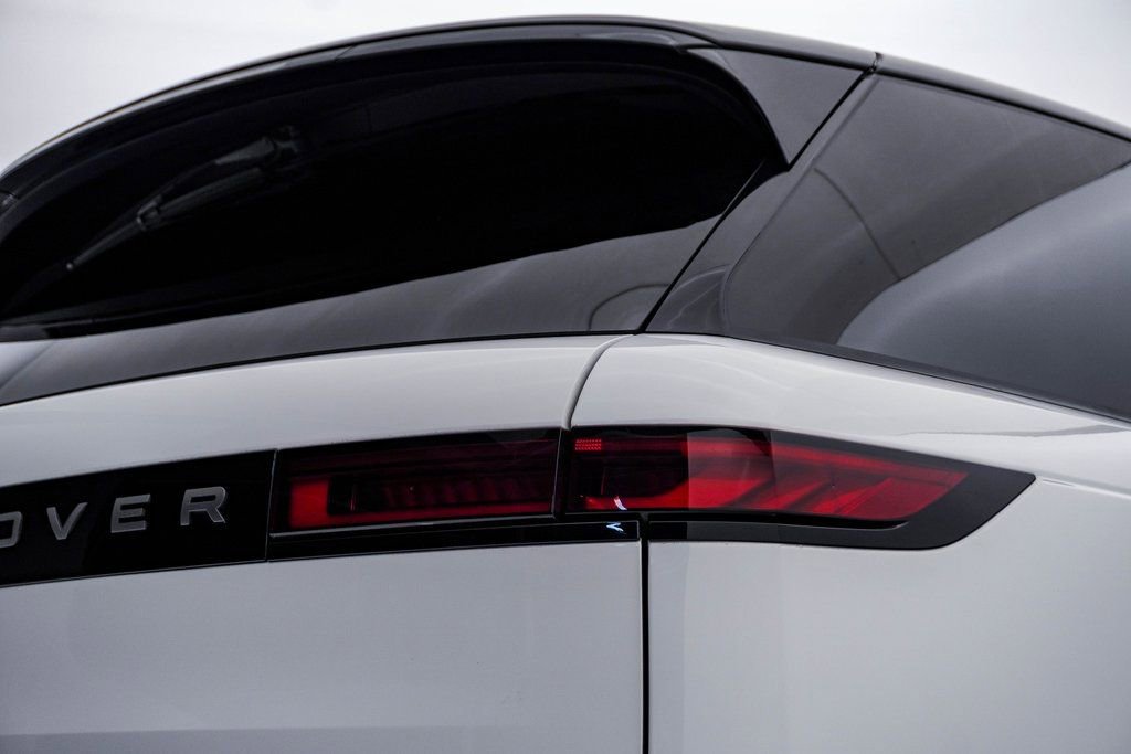 Used 2024 Land Rover Range Rover Sport SE image 13