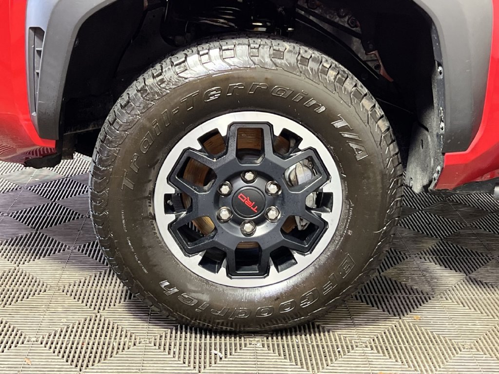 Used 2024 Toyota Tacoma TRD Off-Road AWD/4WD image 12