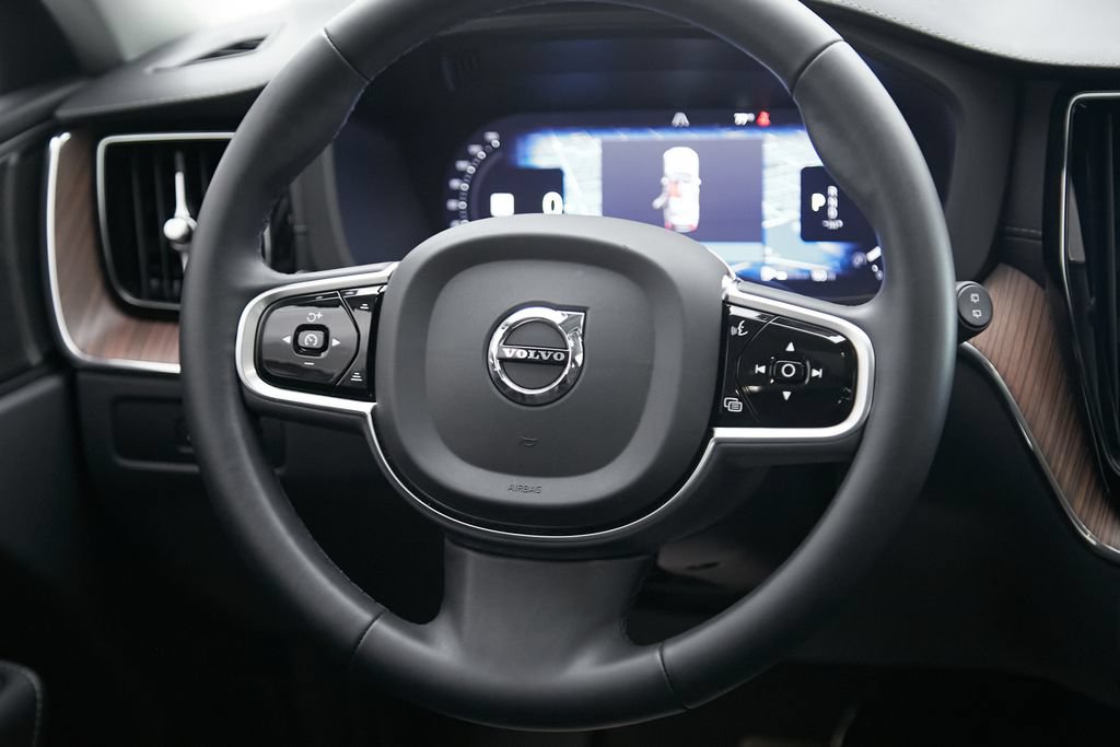 Certified 2023 Volvo XC60 B5 Ultimate AWD/4WD image 26
