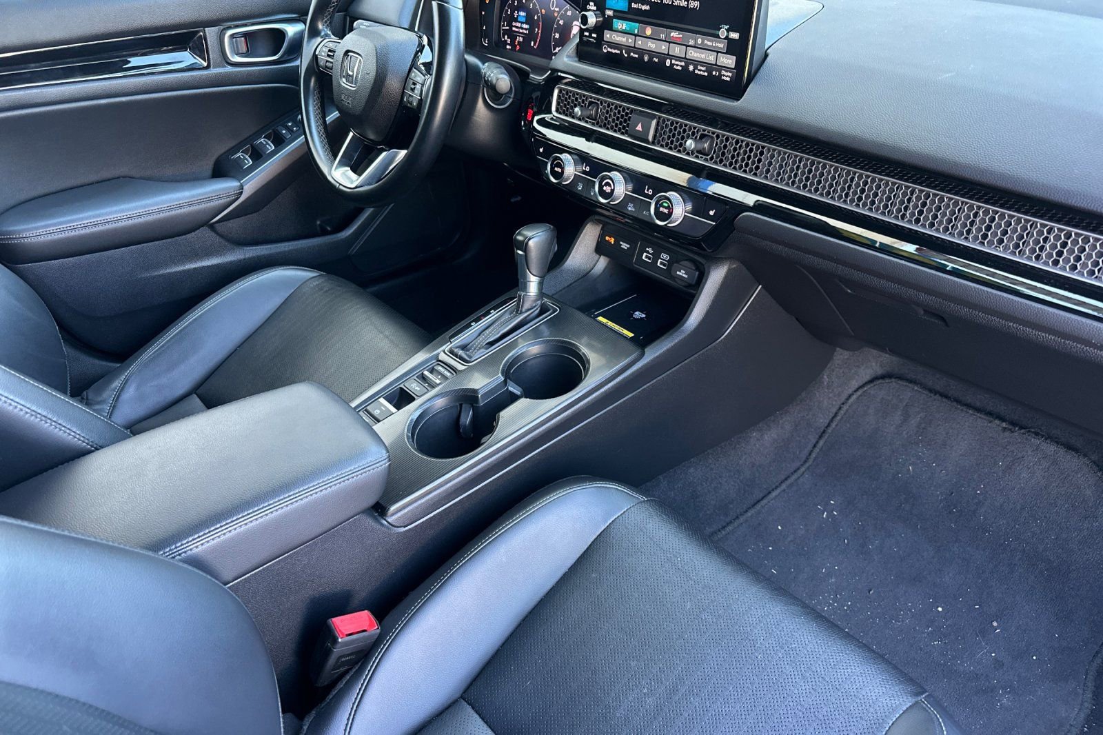 Used 2022 Honda Civic Sport Touring image 16