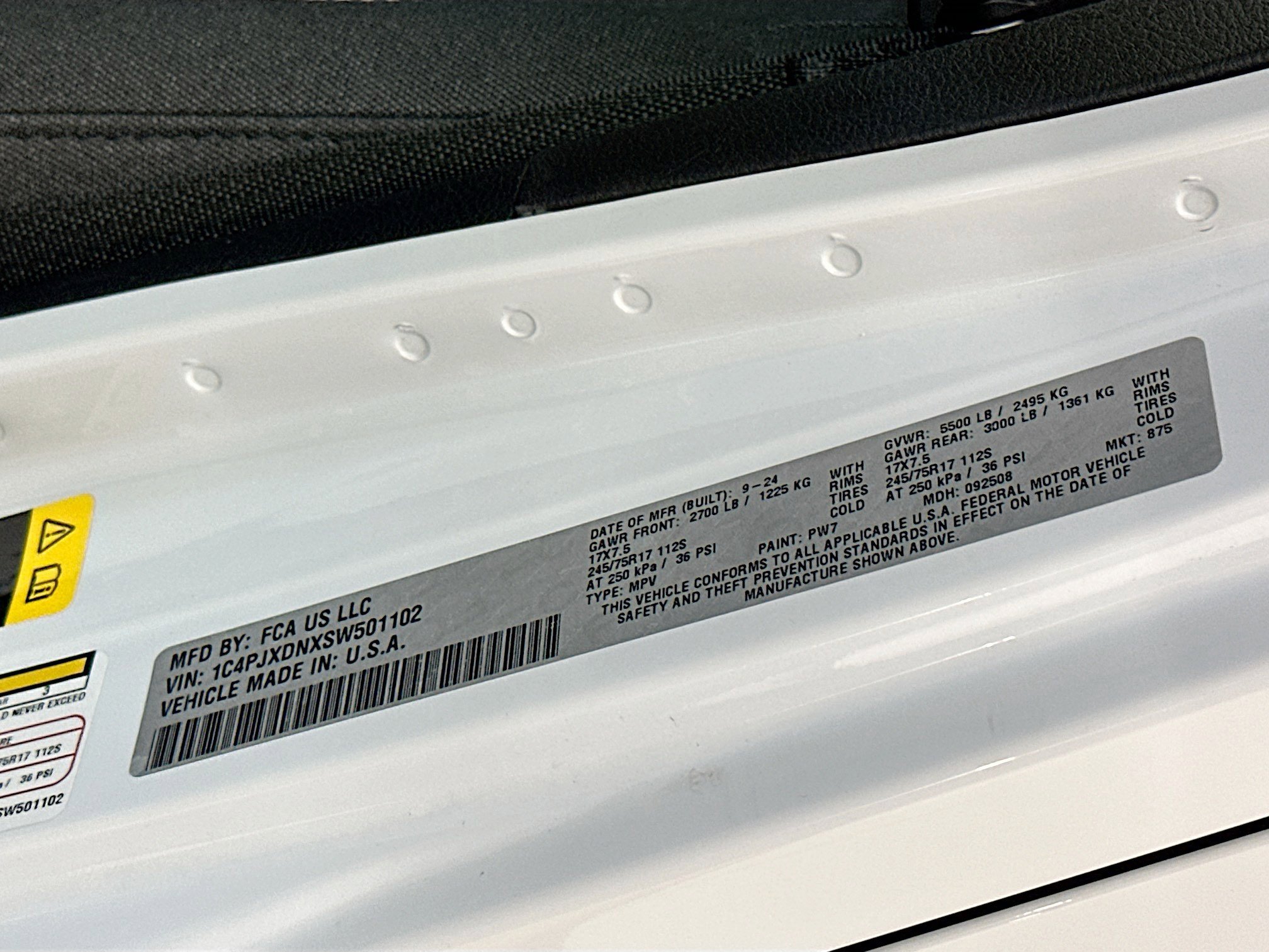 Used 2025 Jeep Wrangler Sport S image 12