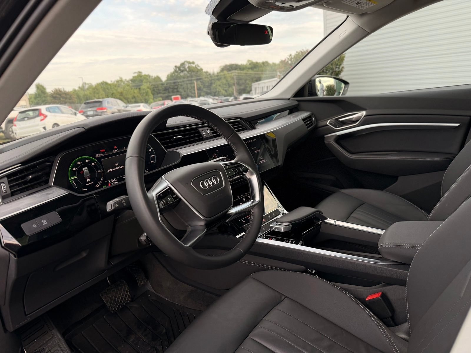 Used 2024 Audi Q8 e-tron Premium AWD/4WD image 15
