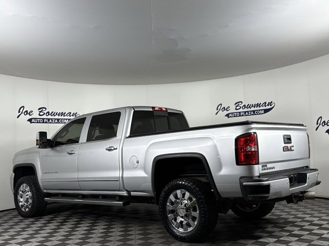 Used 2018 GMC Sierra 2500 Denali w/ Duramax Plus Package image 10