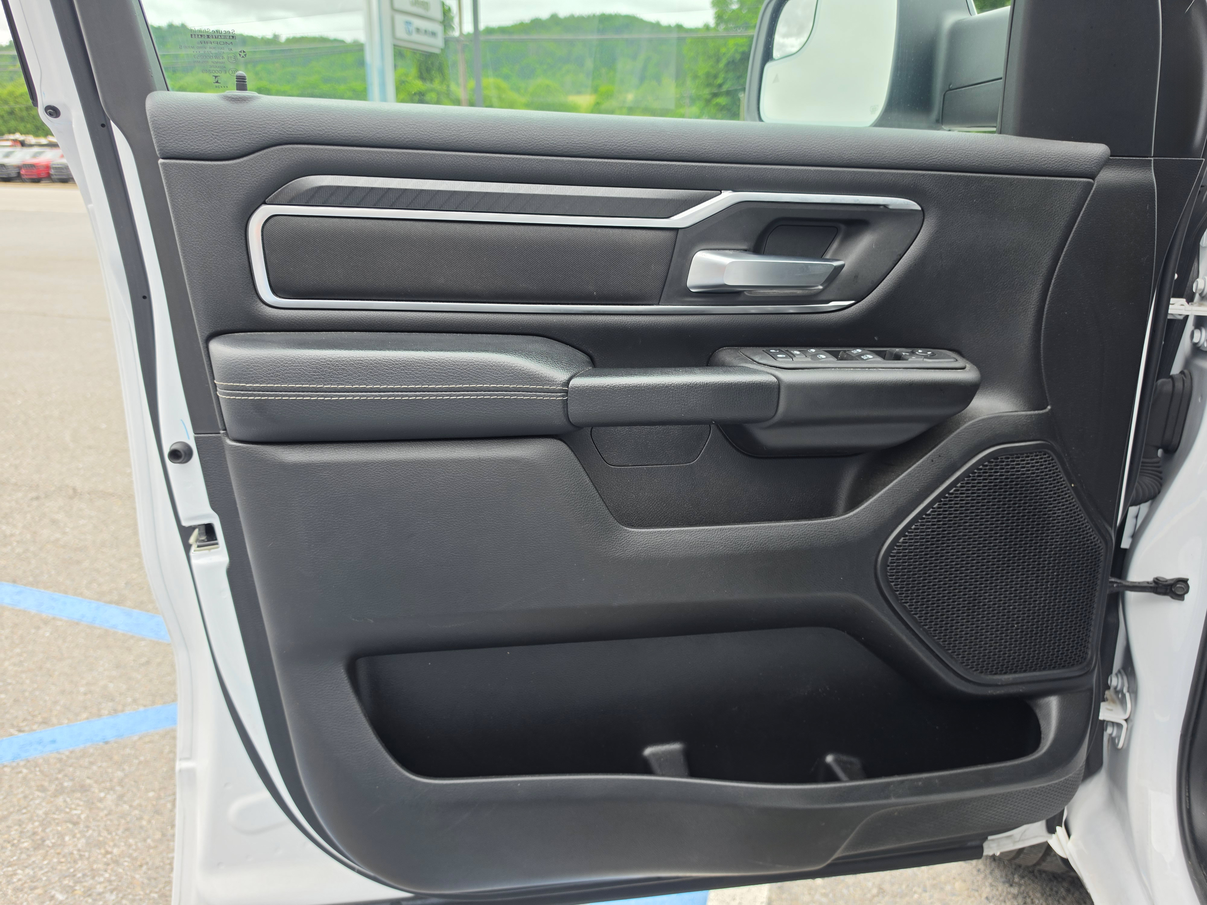 Used 2025 RAM 1500 Big Horn AWD/4WD image 16