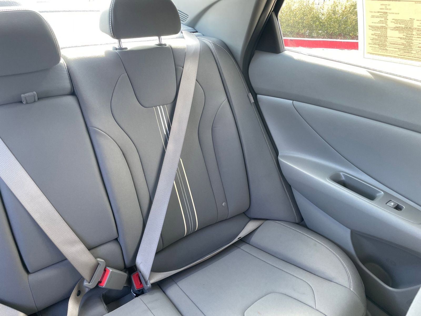 Used 2025 Hyundai Elantra SEL image 41