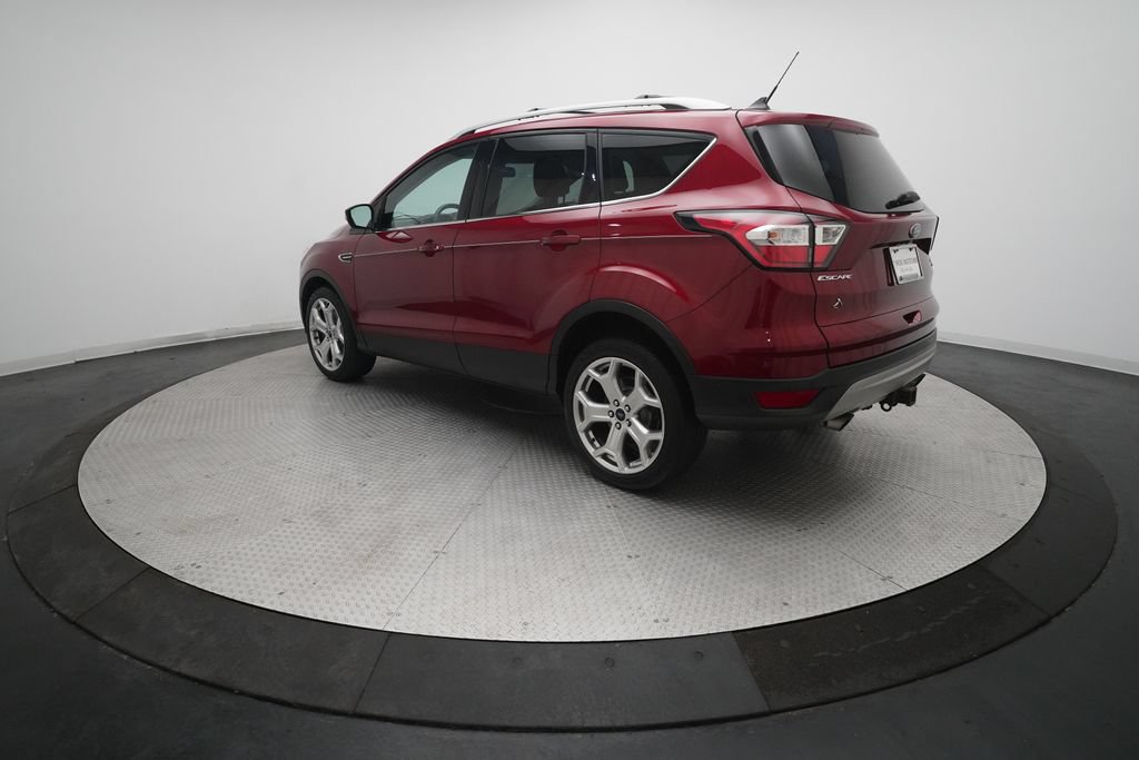Used 2018 Ford Escape Titanium w/ Ford Safe & Smart Package AWD/4WD image 34