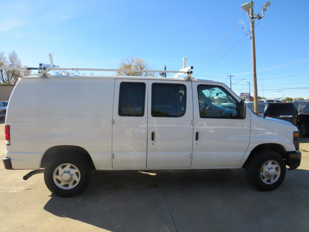 Used 2008 Ford E-250 and Econoline 250 RWD image 11