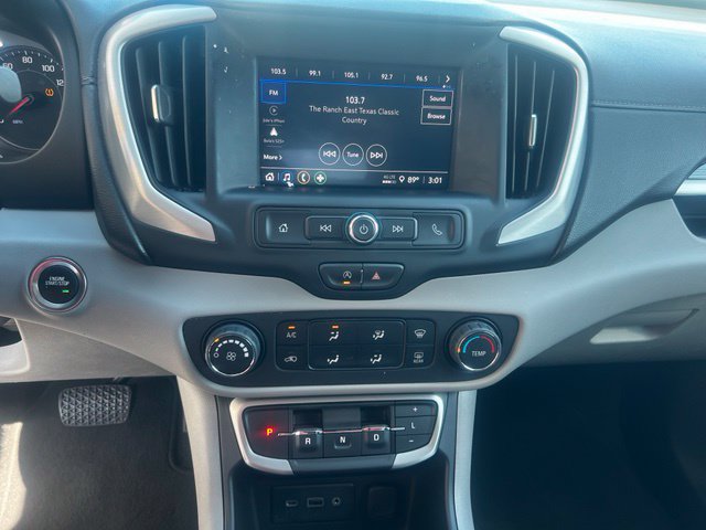 Used 2024 GMC Terrain SLE FWD image 17