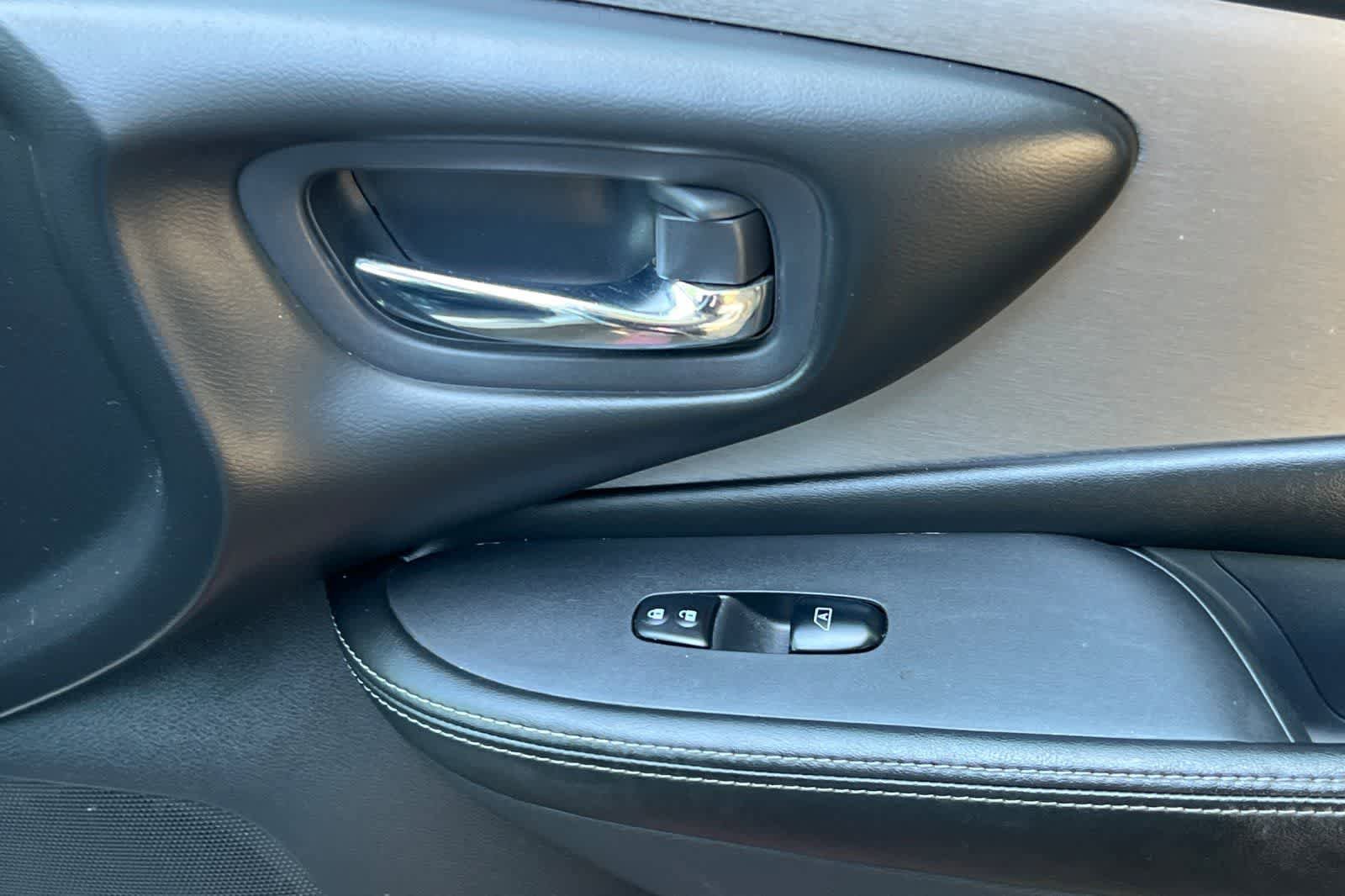 Used 2021 Nissan Murano S FWD image 20