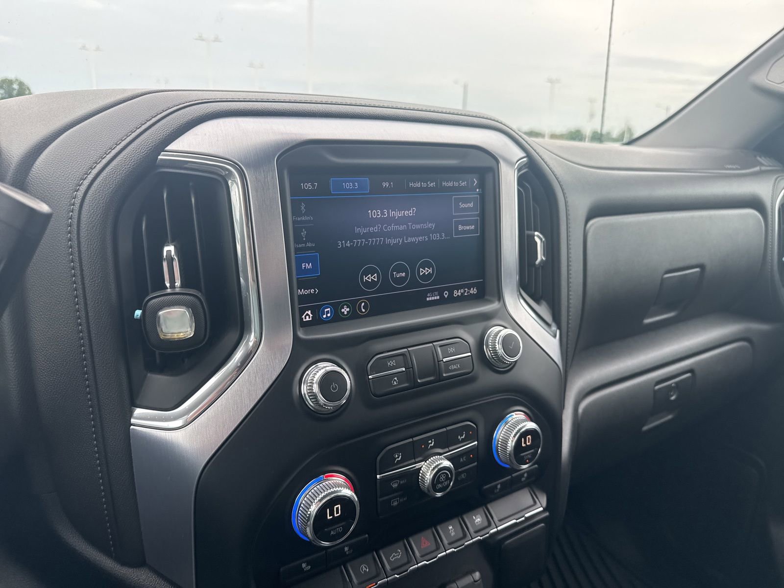 Used 2020 GMC Sierra 1500 Elevation w/ Elevation 2.7L Value Package AWD/4WD image 2