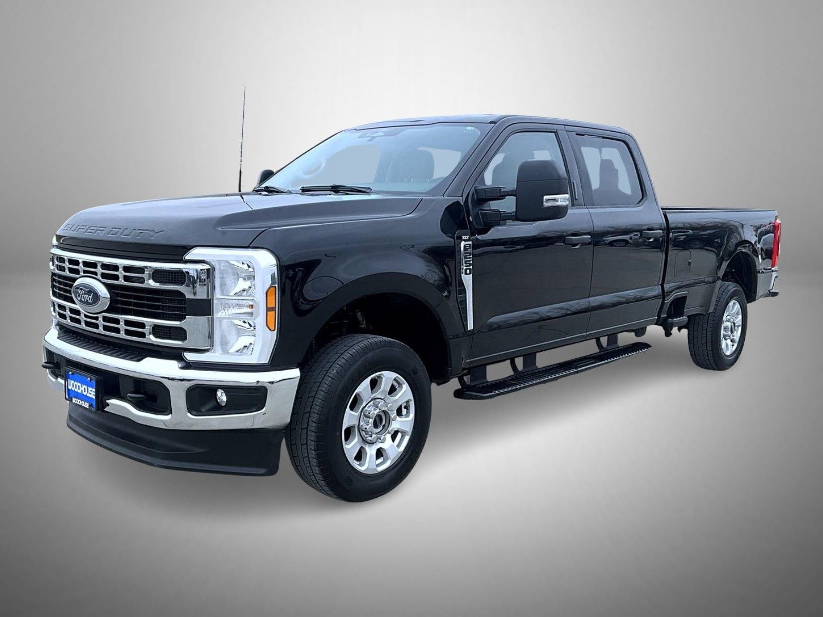 Used 2024 Ford F250 XLT image 1