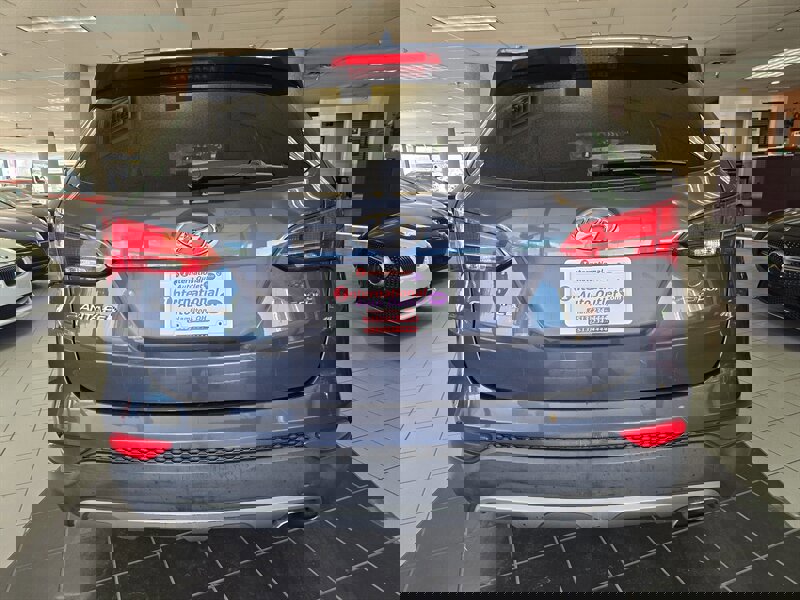 Used 2015 Hyundai Santa Fe Sport FWD image 5