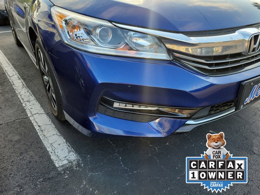 Used 2017 Honda Accord Hybrid Sedan image 7