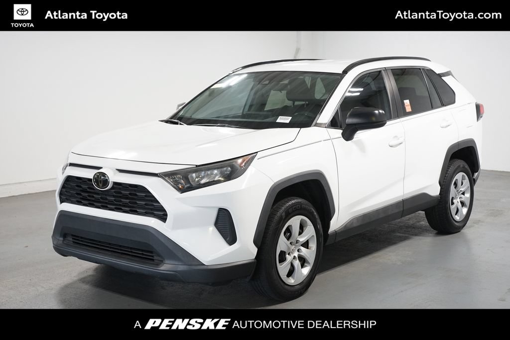 Used 2021 Toyota RAV4 LE FWD image 1