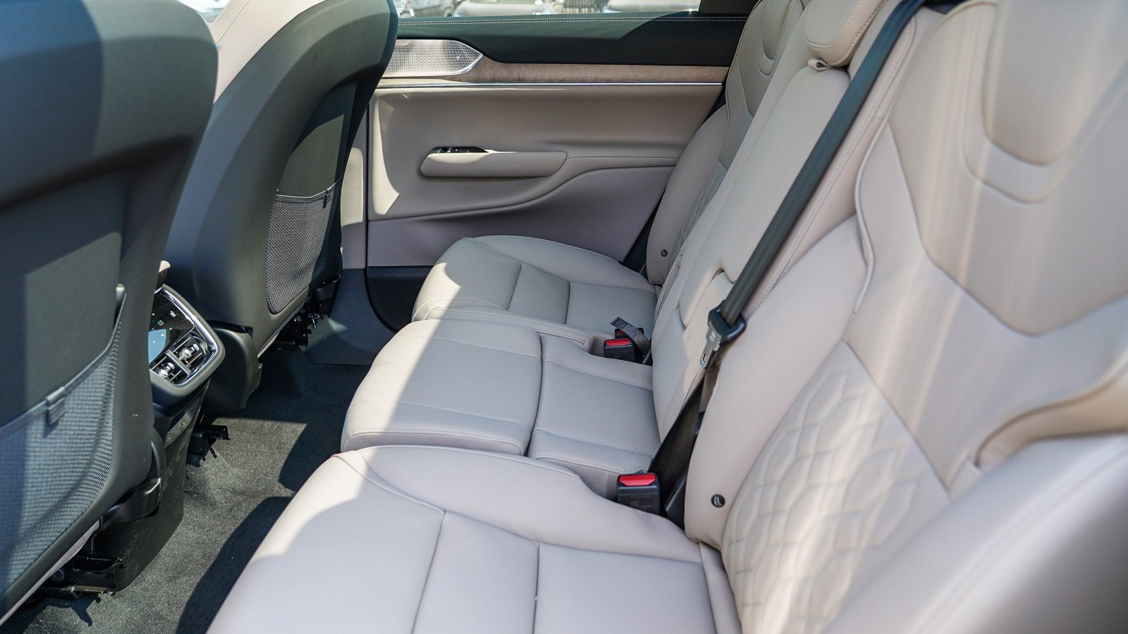 New 2025 Volvo EX90 Ultra image 21