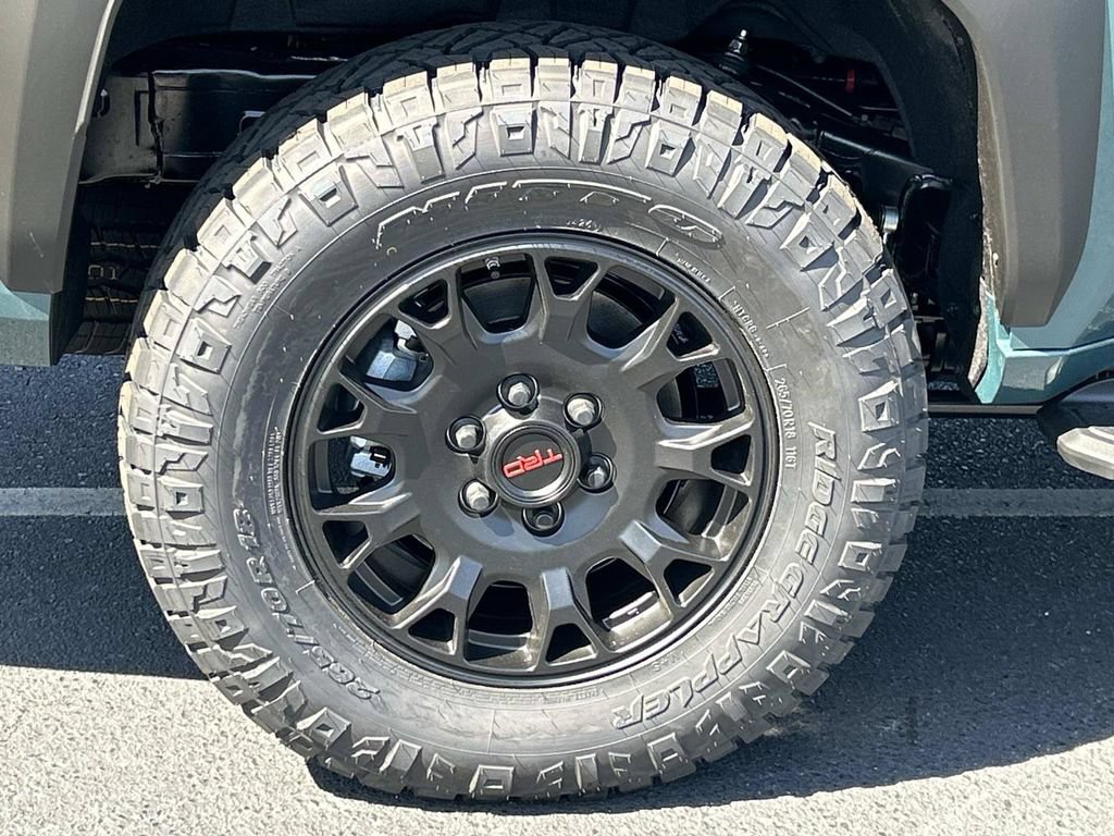 New 2026 Toyota 4Runner TRD Off-Road AWD/4WD image 10