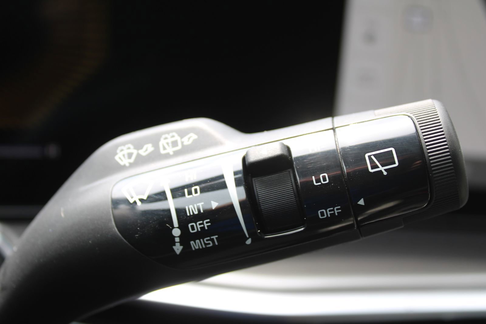 Certified 2025 Kia Sorento EX w/ EX Panoramic Sunroof Package image 35