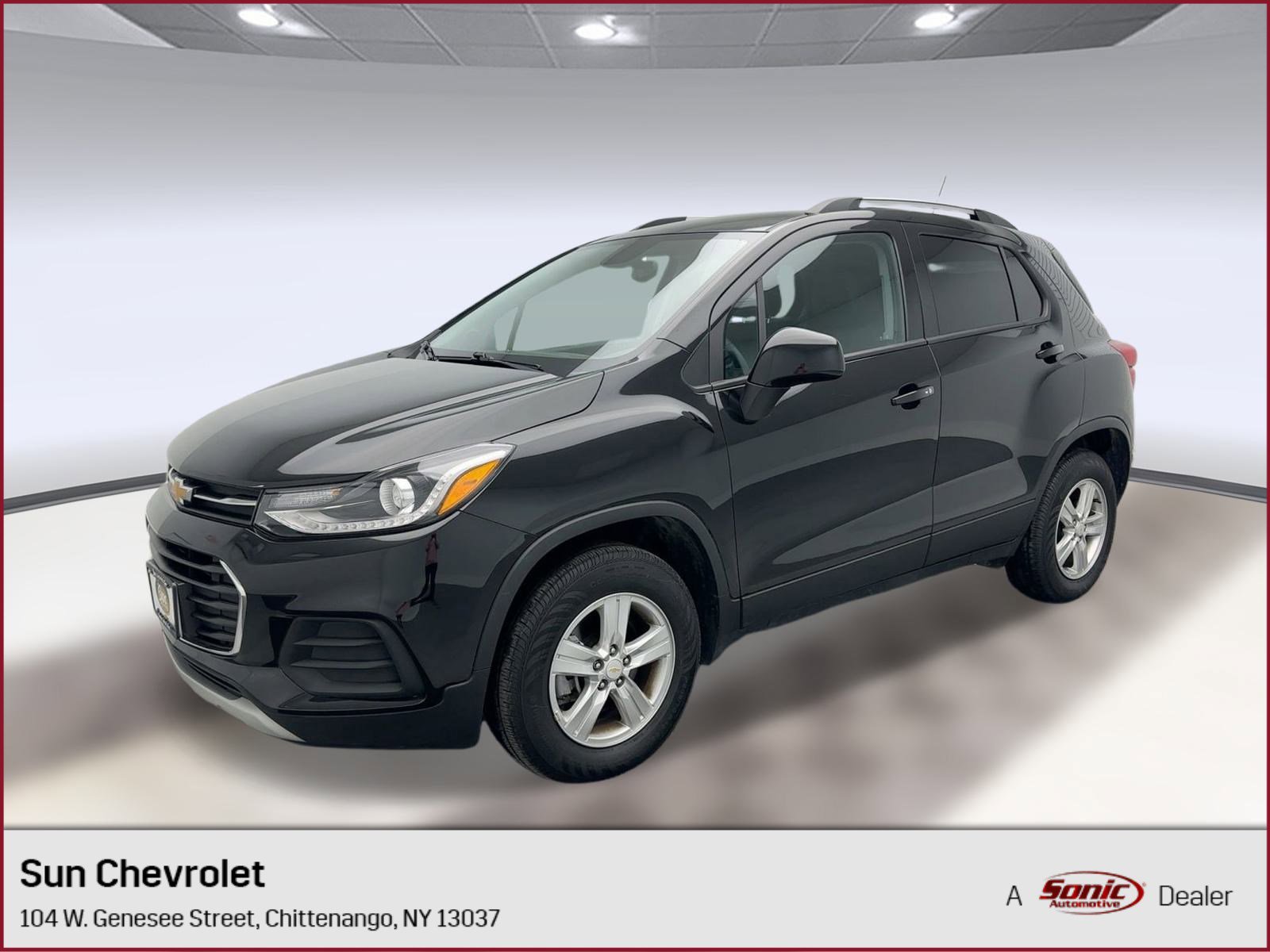 Used 2022 Chevrolet Trax LT w/ LT Convenience Package image 1