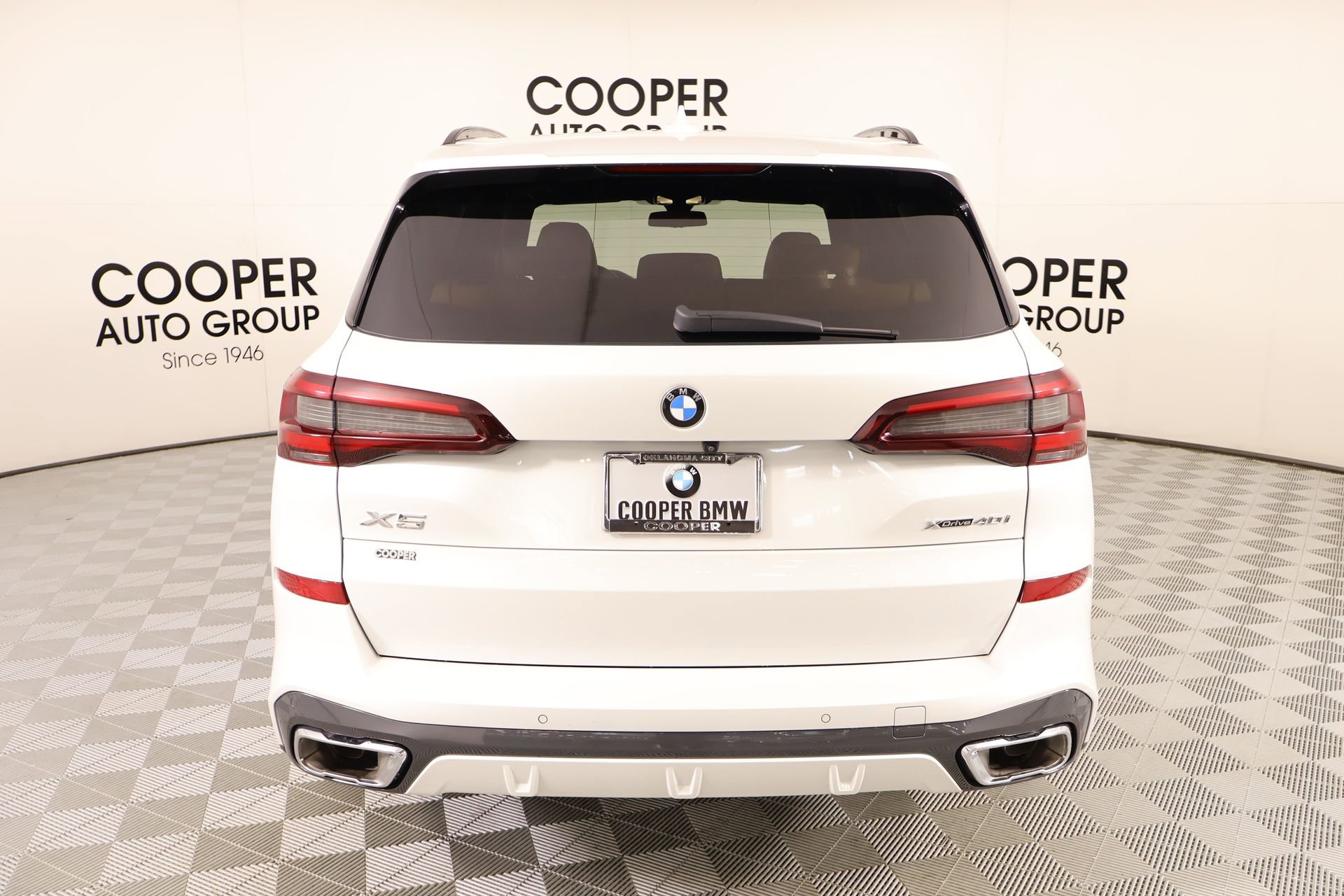 Used 2023 BMW X5 xDrive40i w/ M Sport Package image 23