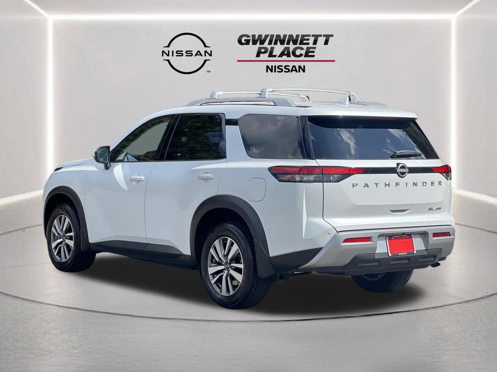 Certified 2025 Nissan Pathfinder SL AWD/4WD image 23