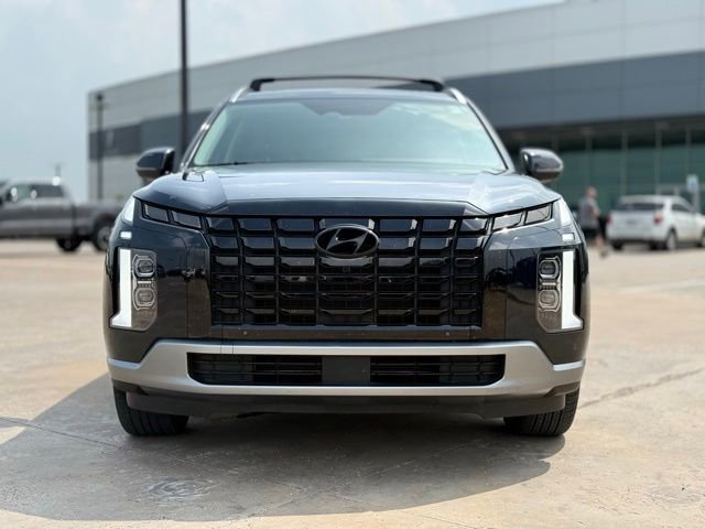 Used 2024 Hyundai Palisade SEL w/ Premium Package FWD image 3
