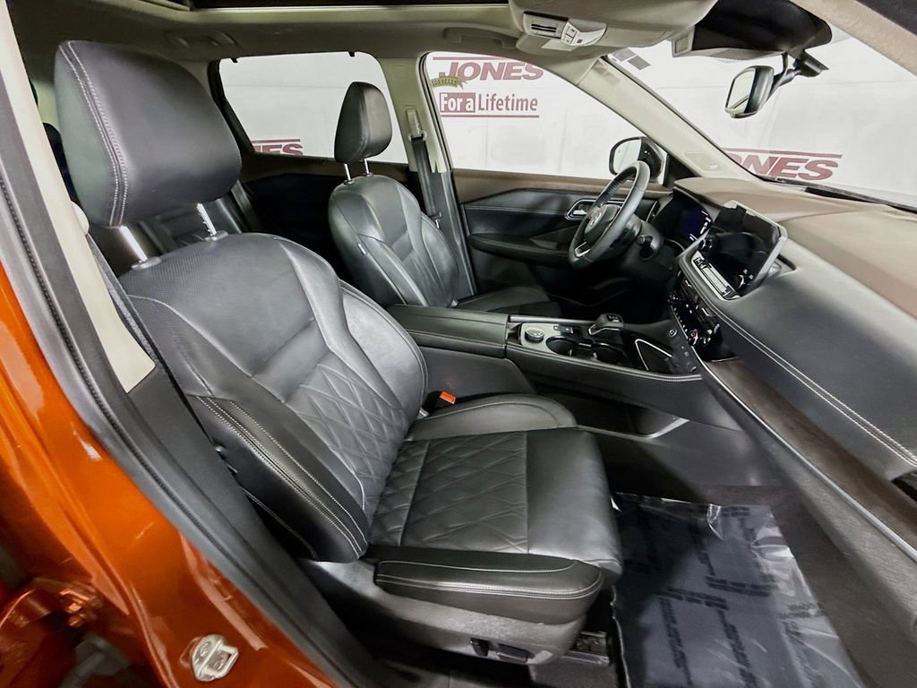 Used 2021 Nissan Rogue Platinum AWD/4WD image 34