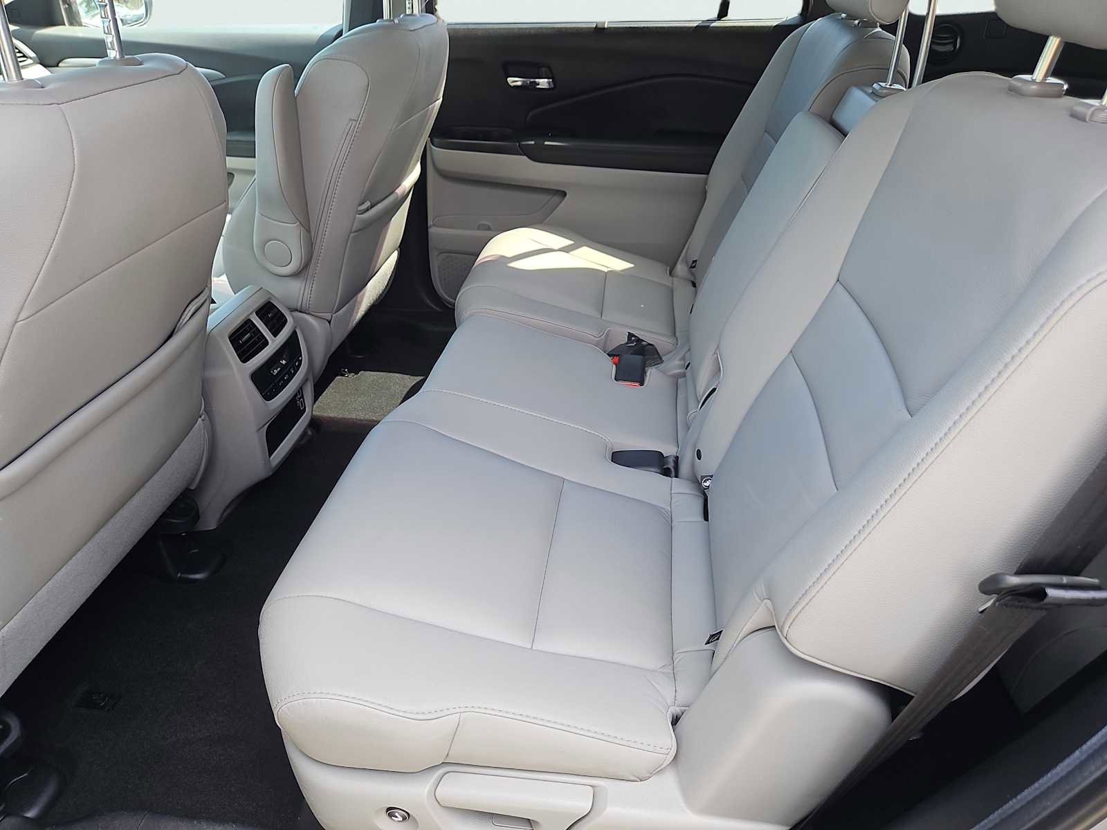 Used 2021 Honda Pilot EX-L image 31