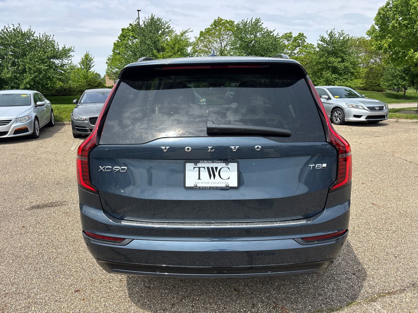 New 2026 Volvo XC90 T8 Ultra w/ Protection Package Premier AWD/4WD image 6