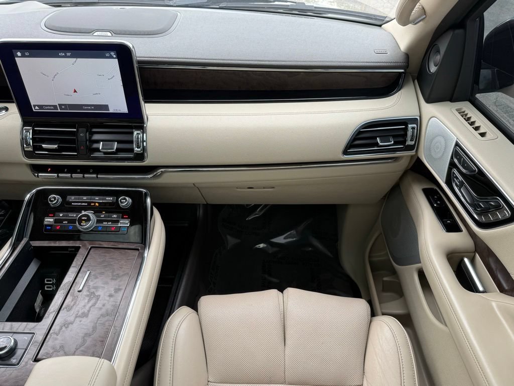Used 2019 Lincoln Navigator Reserve AWD/4WD image 26