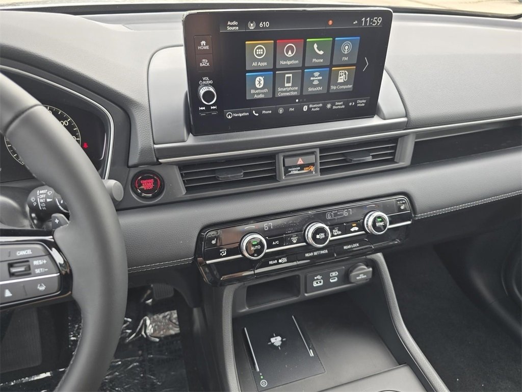 New 2025 Honda Pilot Touring image 31