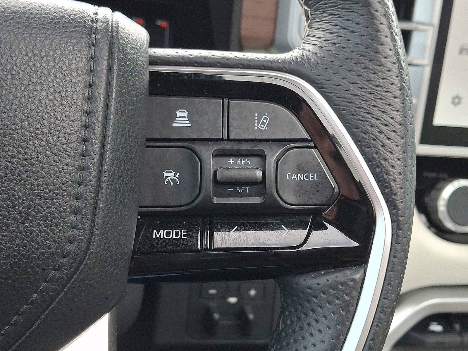 Certified 2022 Toyota Tundra Capstone AWD/4WD image 25