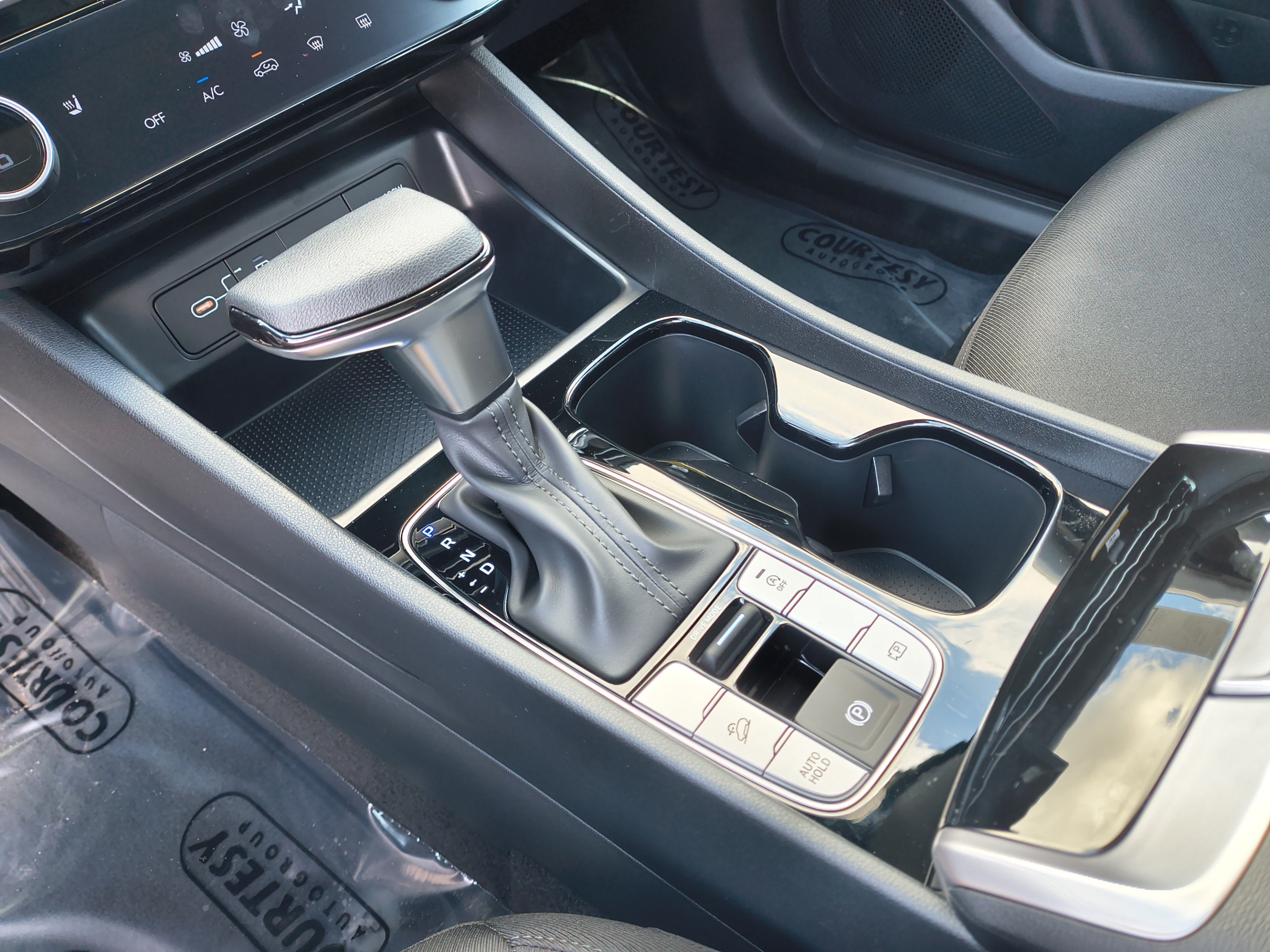 New 2026 Hyundai Tucson SEL FWD image 25