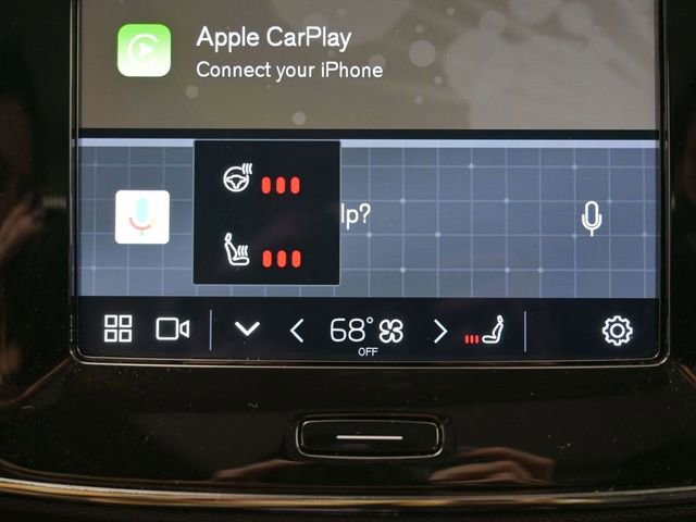 Used 2023 Volvo XC40 B4 Plus w/ Protection Package Premier image 21