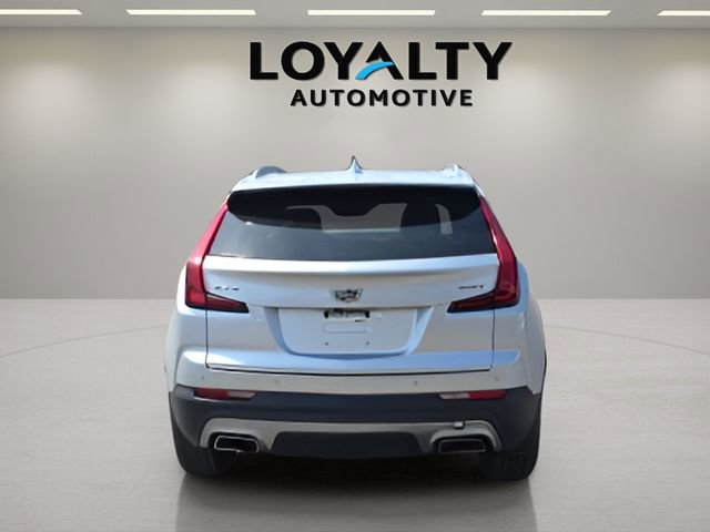 Used 2022 Cadillac XT4 Premium Luxury w/ Technology Package image 4