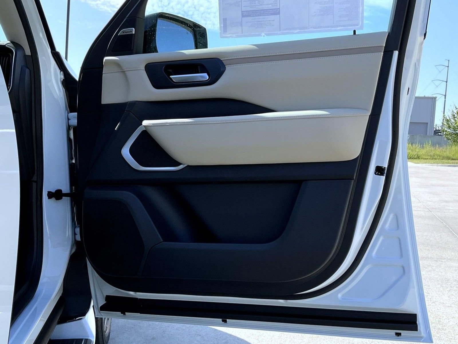 New 2026 Nissan Armada Platinum Reserve AWD/4WD image 17