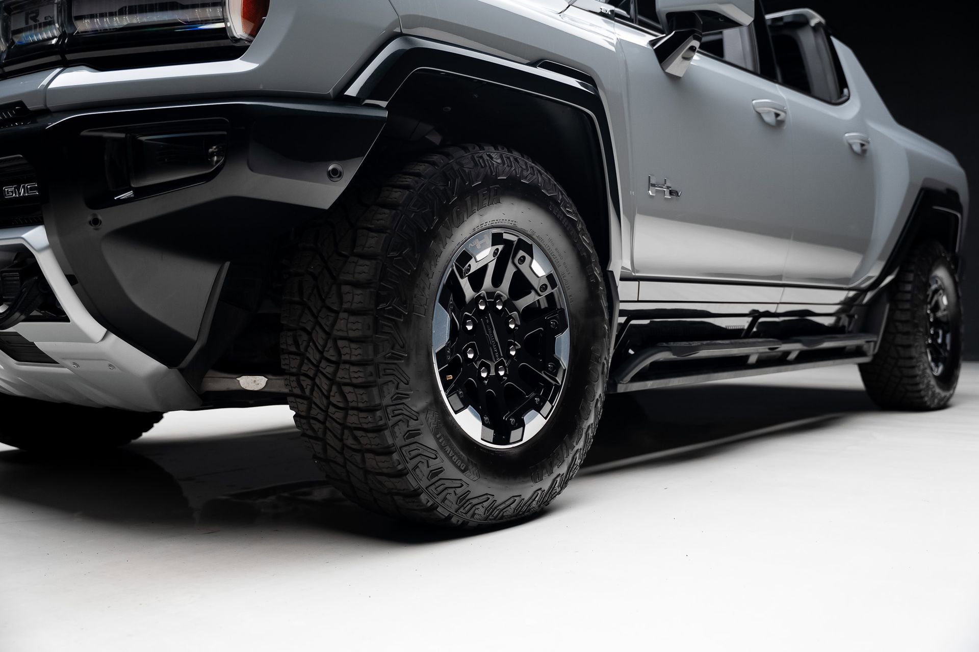 Used 2024 GMC Hummer EV 3X w/ Extreme Off-Road Package image 75