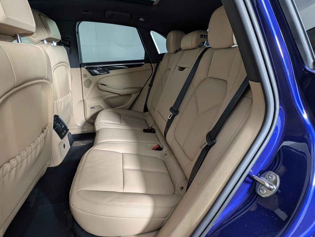New 2026 Porsche Macan Turbo image 24