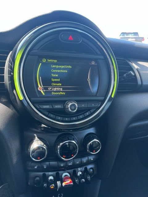 Used 2017 MINI Cooper 4-Door Hardtop FWD image 53